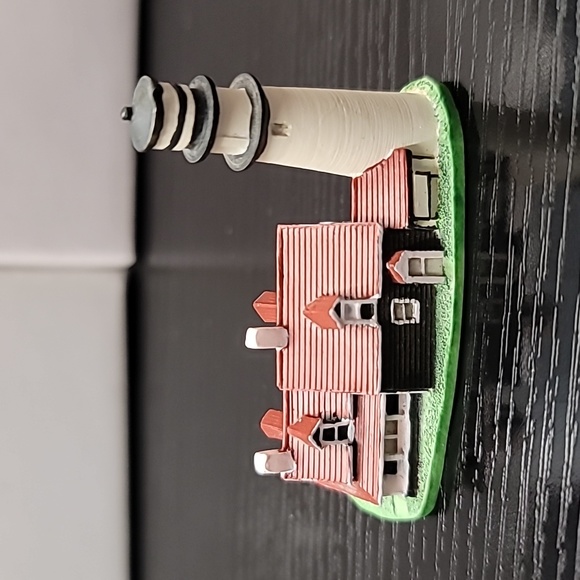 Lenox Thimble Lighthouses (set of 3) - Picture 7 of 12